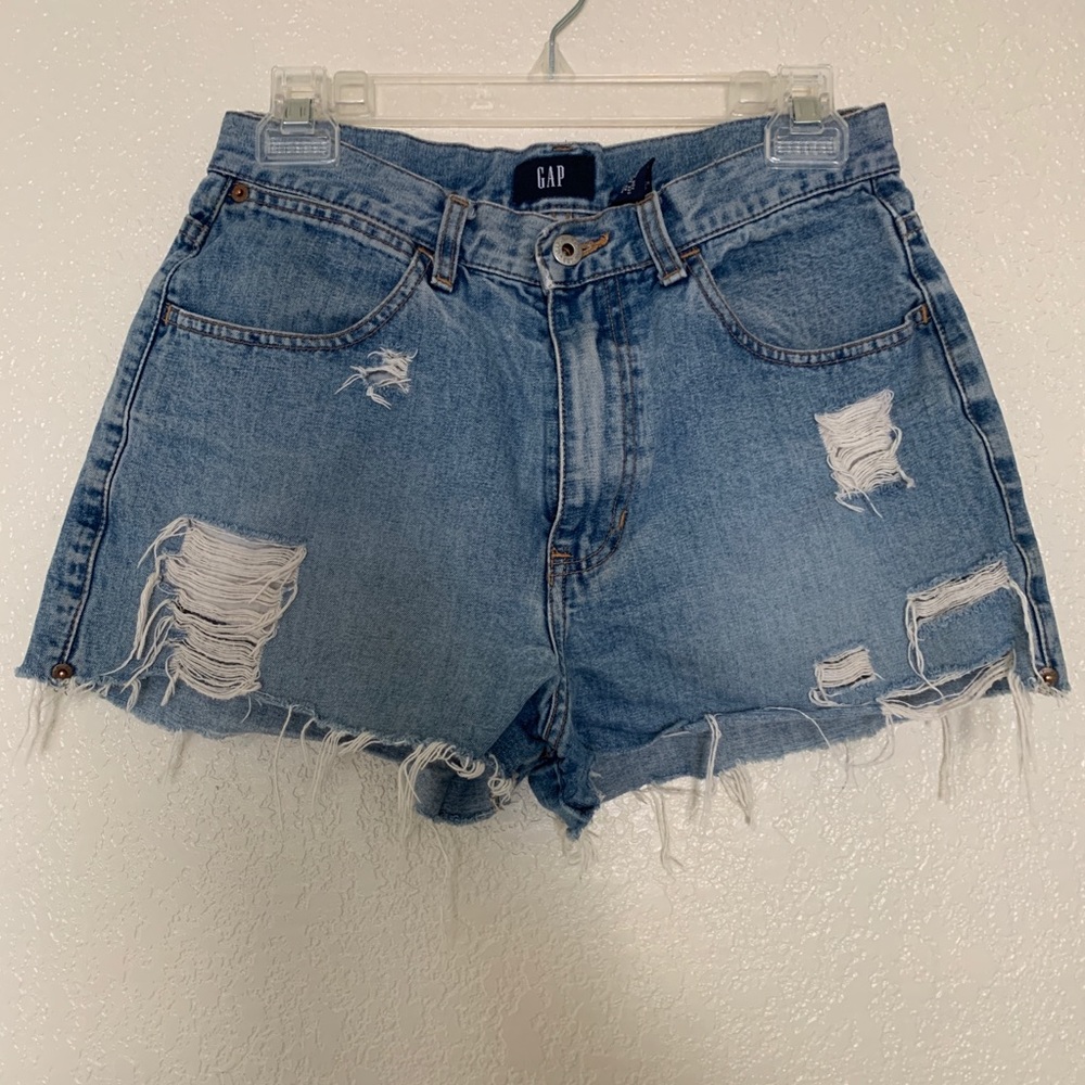 Gap distressed high waisted shorts size 8